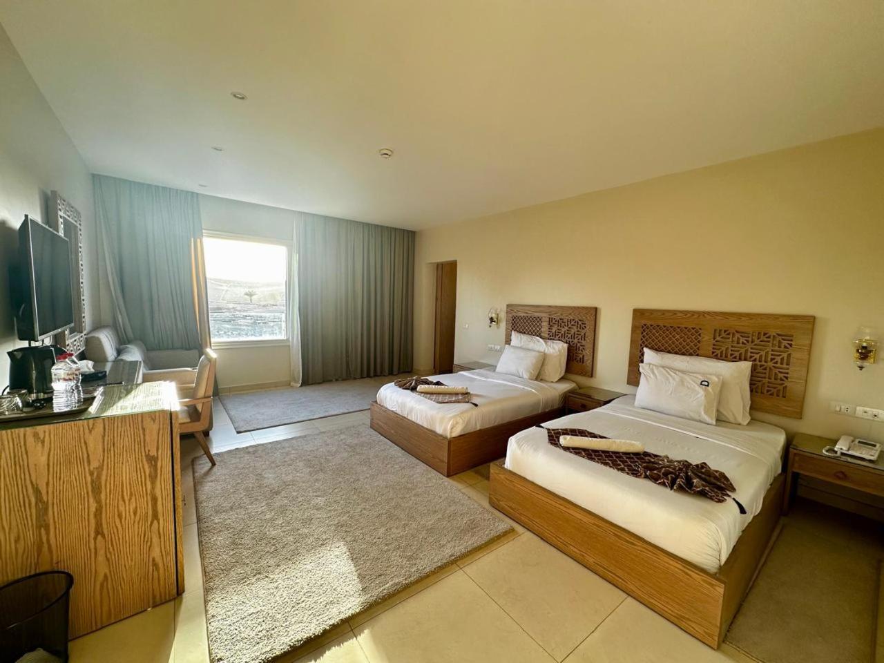 Doudou Pyramids View Hotel Kafret el-Gabal Eksteriør billede